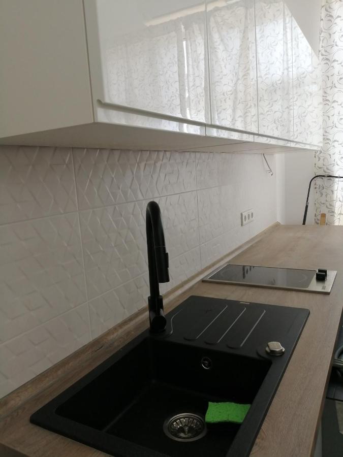 Pearl Apartment Pula Bagian luar foto